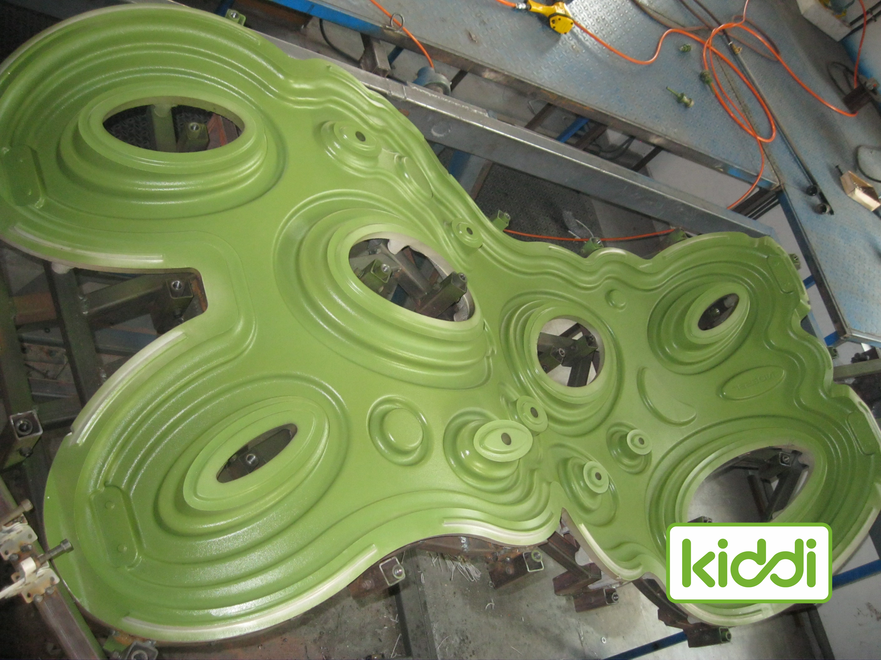 Aluminum Kids Plastic Climbing Roto Molding with Teflon Coated