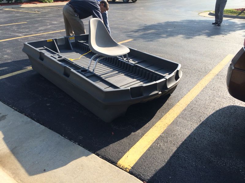 Plastic Boat Made of Aluminum Roto Molding