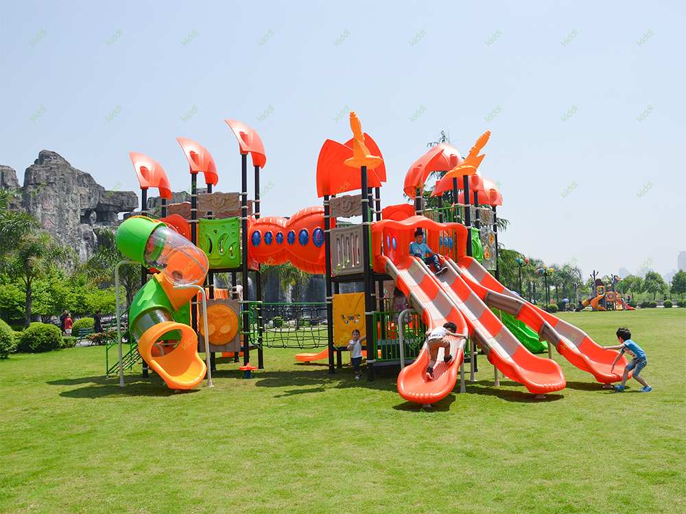 Kids Plastic Playground Equipment Made of Aluminum Rotational Mold