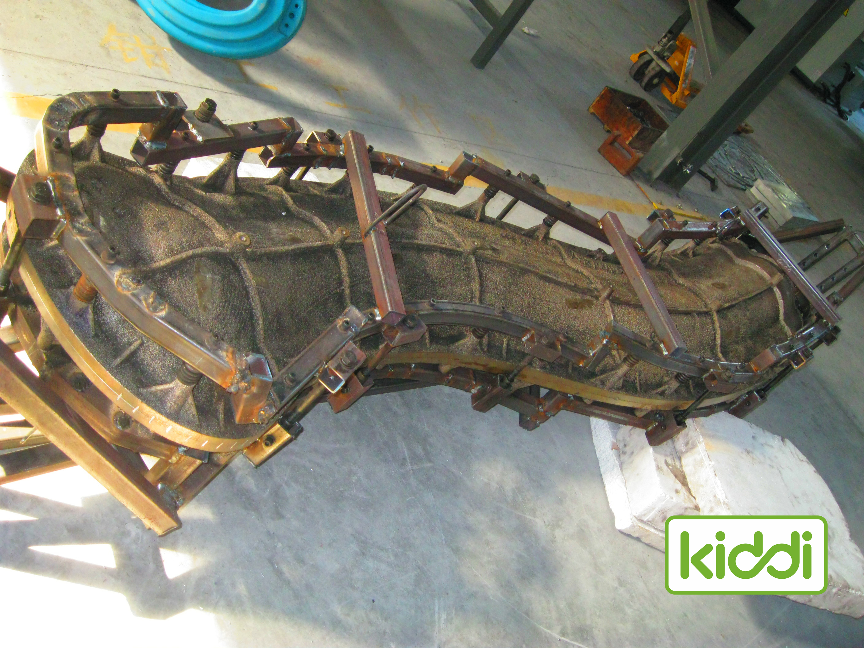 Aluminum Rotational Mold for Plastic Banana Slide for Playground Equipment