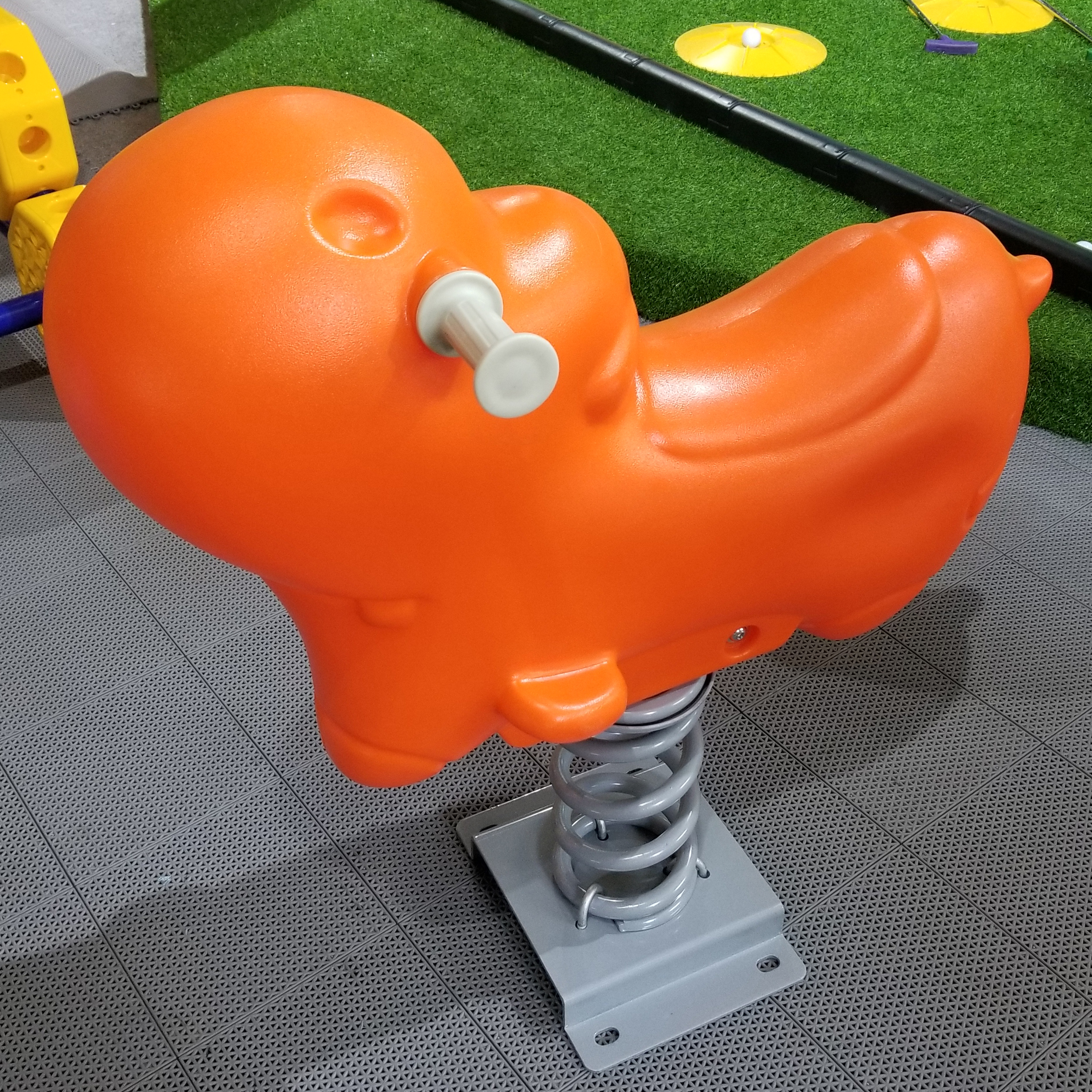 LLDPE Kids Spring Rider Made of Roto Moulding 